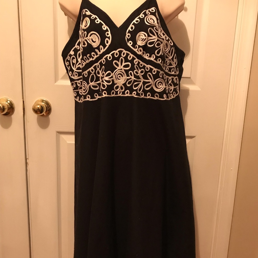 Ladies black spaghetti strap sundress white trim